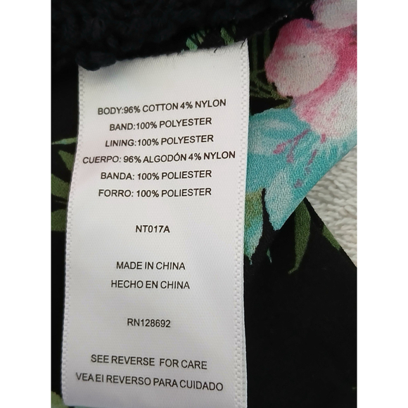 Madden NYC Crochet Black Size Medium Crop Top Tie Floral Boho Festival Chic - Picture 10 of 10